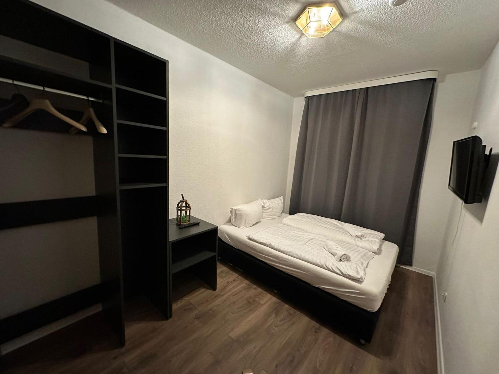 Hotel Bff Airport Messe Schlaf - Duesseldorf 외부 사진