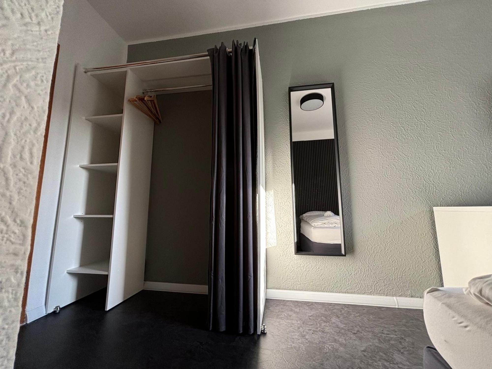 Hotel Bff Airport Messe Schlaf - Duesseldorf 외부 사진