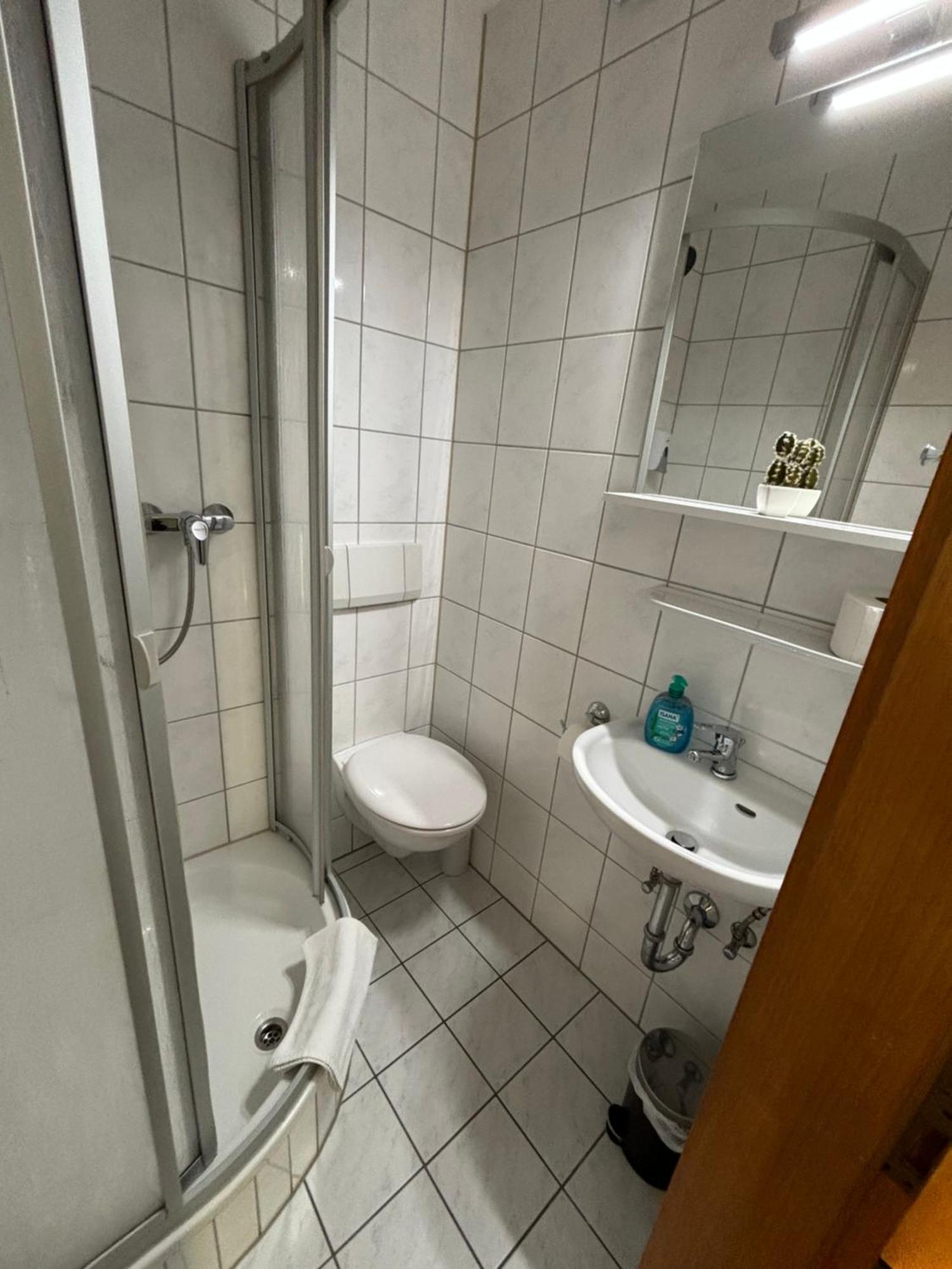 Hotel Bff Airport Messe Schlaf - Duesseldorf 외부 사진