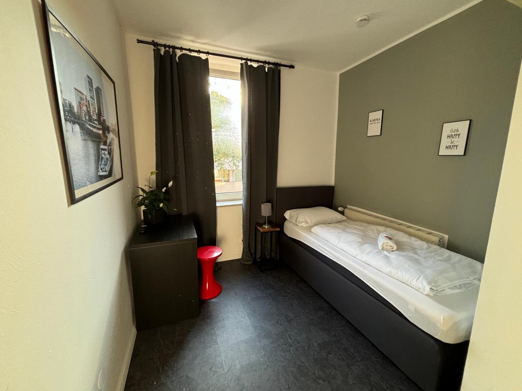 Hotel Bff Airport Messe Schlaf - Duesseldorf 외부 사진